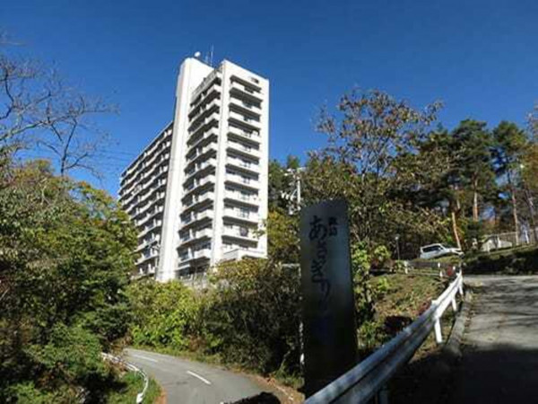 諏訪市、マンションの画像です