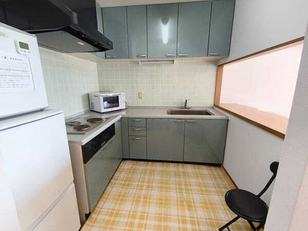 諏訪市、マンションの画像です
