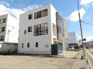諏訪市、中古一戸建ての画像です