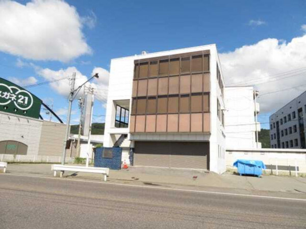 諏訪市、中古一戸建ての画像です