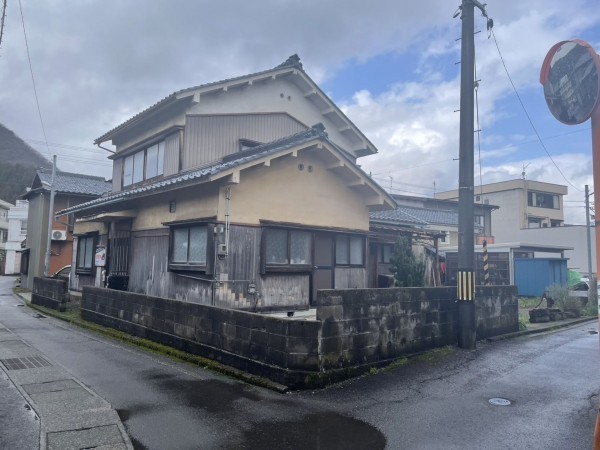 越前市粟田部町、土地の画像です