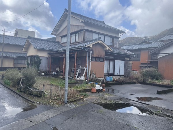 越前市粟田部町、土地の画像です