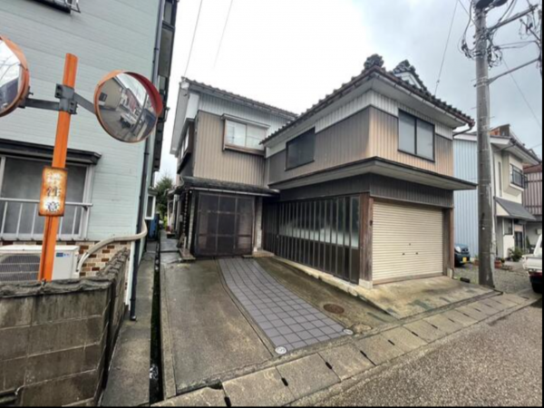 越前市若松町、中古一戸建ての画像です