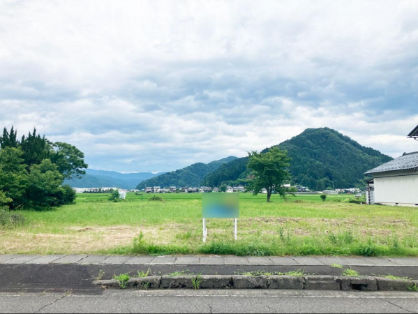 越前市西庄境町、土地の画像です
