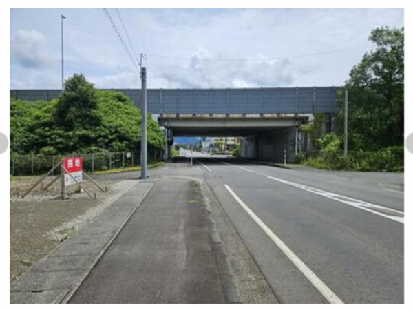 鯖江市上河端町、土地の画像です