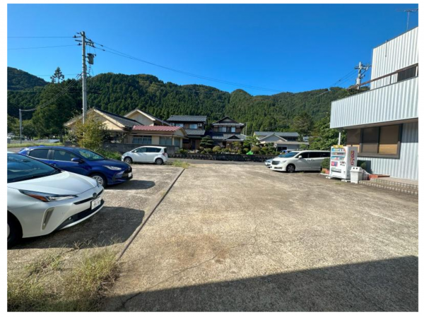 鯖江市南井町、収益物件/工場の画像です