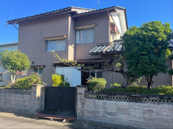 越前市片屋町、中古一戸建ての画像です