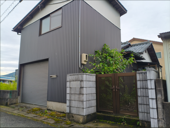 鯖江市長泉寺町、中古一戸建ての画像です