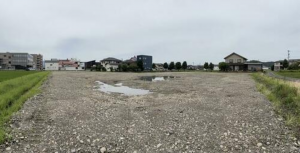 鯖江市上河端町、土地の画像です
