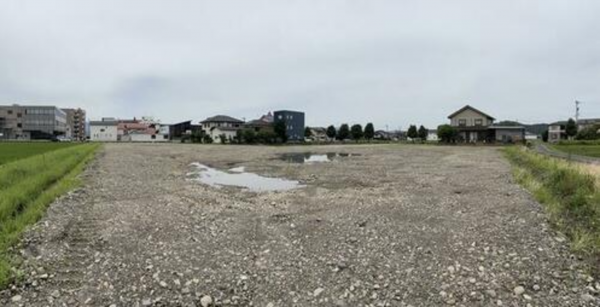 鯖江市上河端町、土地の画像です