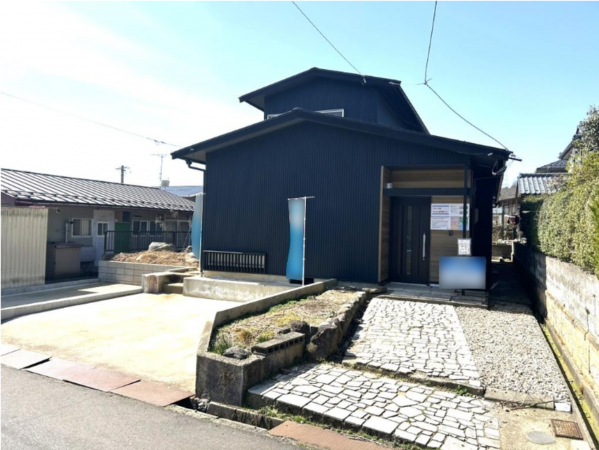 鯖江市入町、中古一戸建ての画像です