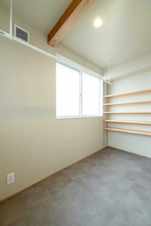 鯖江市中野町、中古一戸建ての画像です