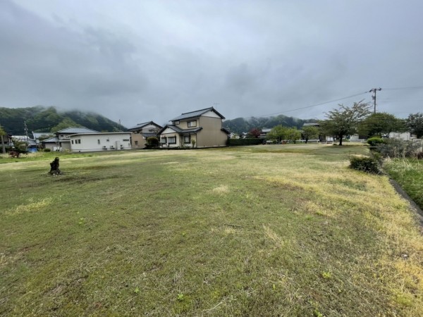 越前市粟田部町、土地の画像です
