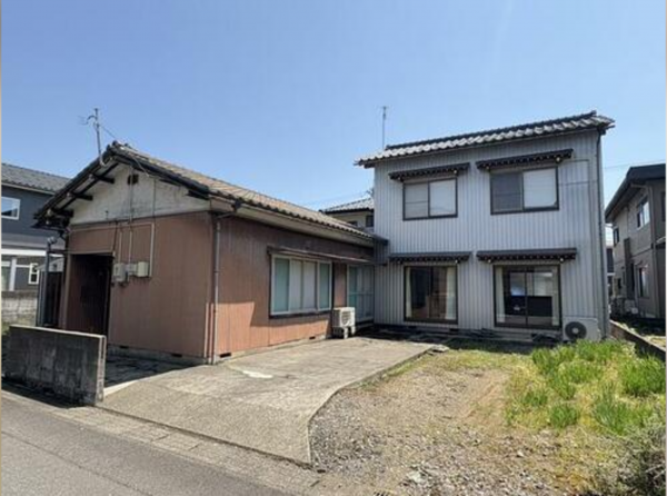 鯖江市西大井町、中古一戸建ての画像です
