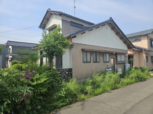 鯖江市下野田町、中古一戸建ての画像です