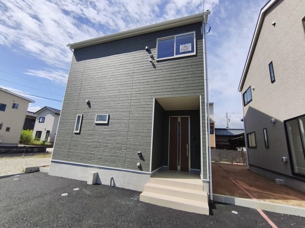 鯖江市神中町、新築一戸建ての画像です