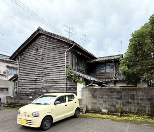 越前市深草、中古一戸建ての画像です