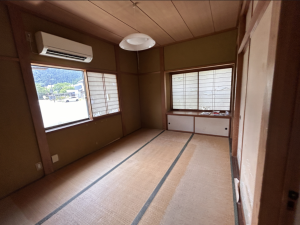 越前市粟田部町、中古一戸建ての画像です