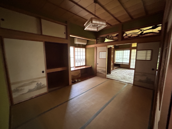 越前市粟田部町、中古一戸建ての画像です