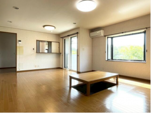 鯖江市橋立町、中古一戸建ての画像です