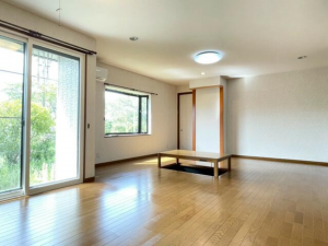 鯖江市橋立町、中古一戸建ての画像です