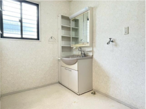 鯖江市橋立町、中古一戸建ての画像です