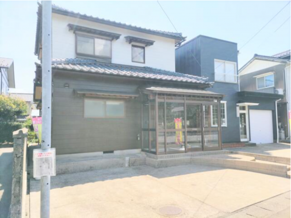福井市三郎丸、中古一戸建ての画像です