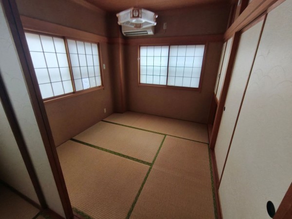 鯖江市舟津町、中古一戸建ての画像です