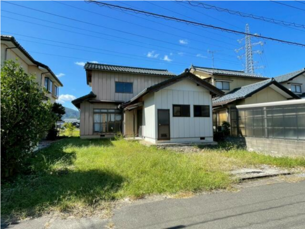 鯖江市二丁掛町、中古一戸建ての画像です