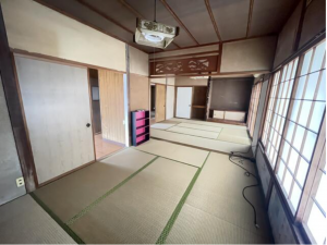 鯖江市下野田町、中古一戸建ての画像です