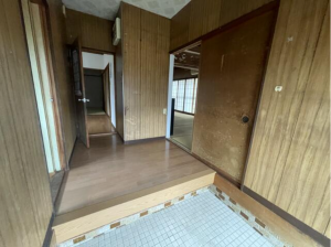 鯖江市下野田町、中古一戸建ての画像です