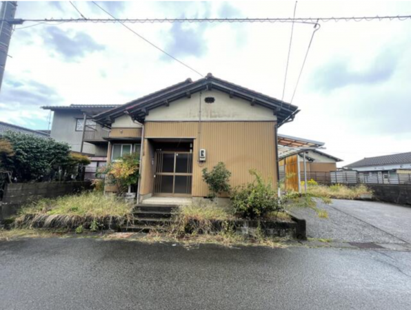 鯖江市下野田町、中古一戸建ての画像です