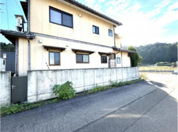 越前市千福町、中古一戸建ての画像です