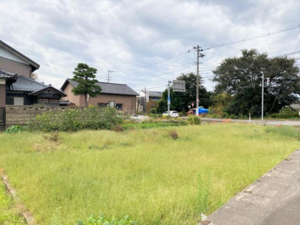 鯖江市下氏家町、土地の画像です