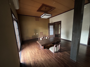 鯖江市下司町、中古一戸建ての画像です