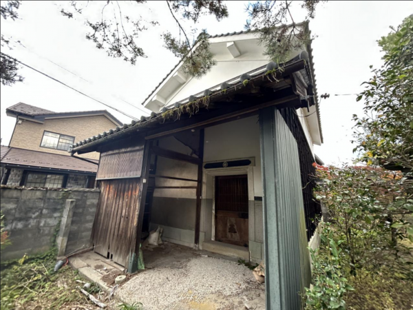 鯖江市下司町、中古一戸建ての画像です