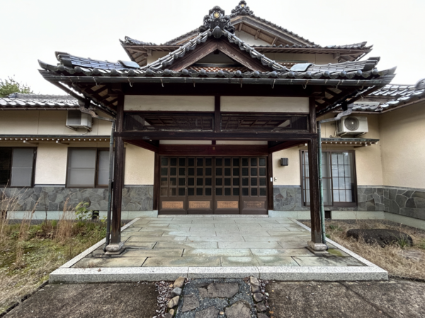 鯖江市下司町、中古一戸建ての画像です