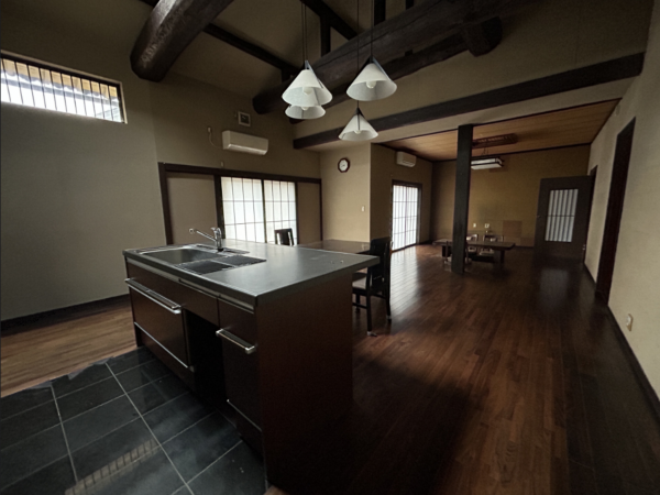 鯖江市下司町、中古一戸建ての画像です