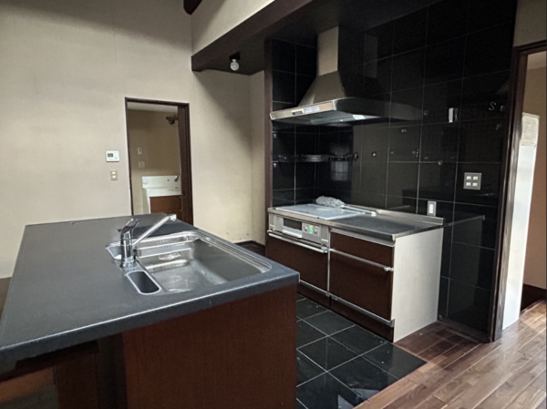 鯖江市下司町、中古一戸建ての画像です