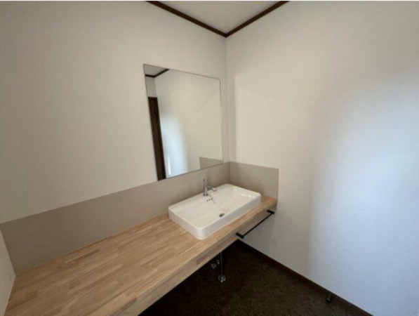 鯖江市上氏家町、中古一戸建ての画像です