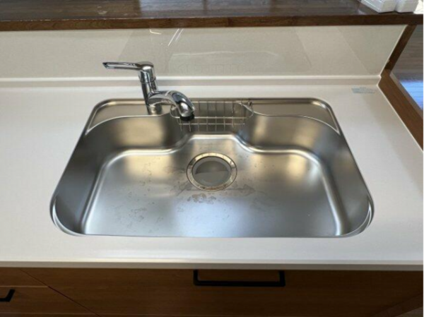 鯖江市上氏家町、中古一戸建ての画像です