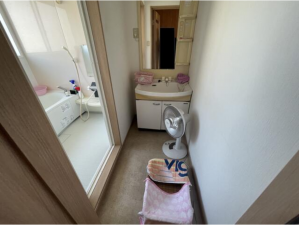 鯖江市水落町、中古一戸建ての画像です