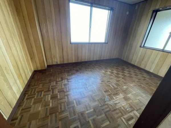 鯖江市水落町、中古一戸建ての画像です