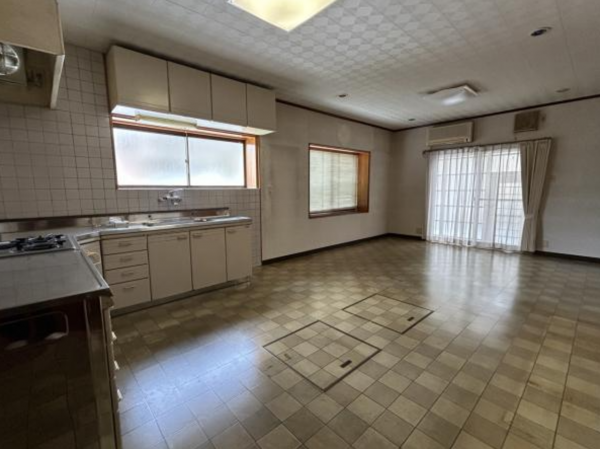 越前市四郎丸町、中古一戸建ての画像です