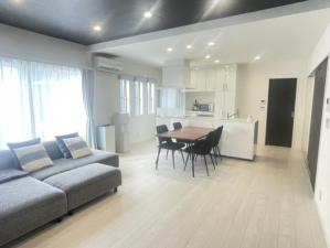 鯖江市舟津町、中古一戸建ての画像です