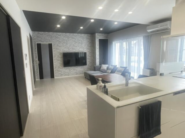 鯖江市舟津町、中古一戸建ての画像です