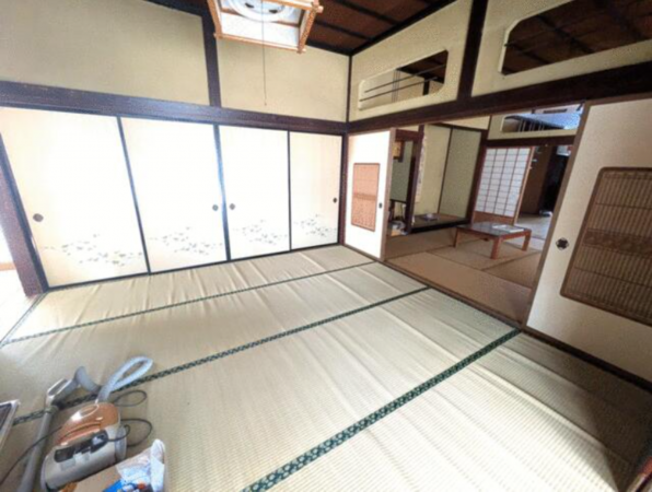 越前市粟田部町、中古一戸建ての画像です