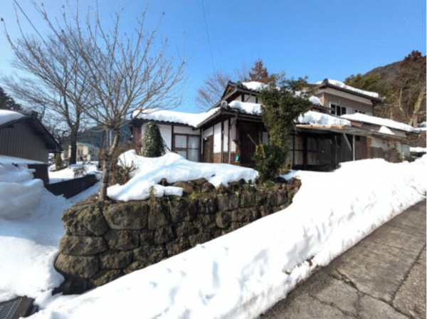 越前市粟田部町、中古一戸建ての画像です