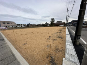 越前市小松、土地の画像です