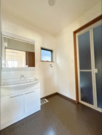 鯖江市上鯖江、中古一戸建ての画像です